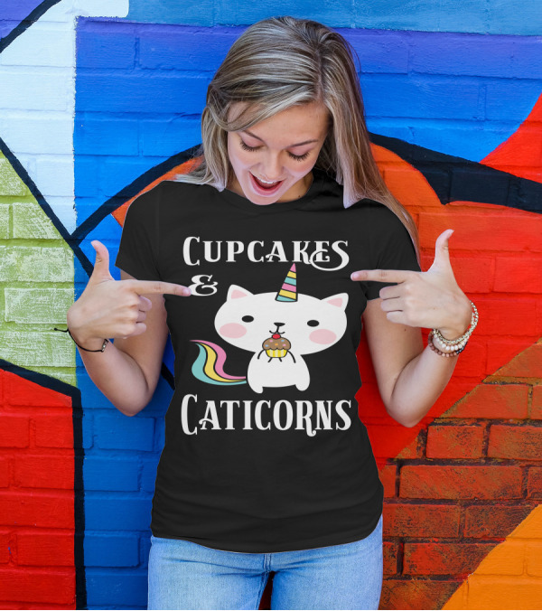 Cupcakes And Caticorns Cat Unicorn Cupcakes Rainbow T-Shirt