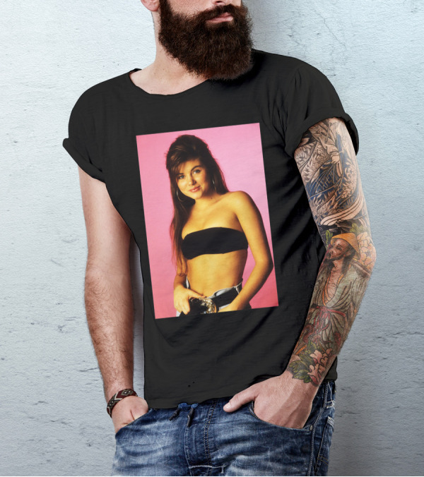 Kelly Kapowski Saved By The Bell Pink Background 90s T-Shirt