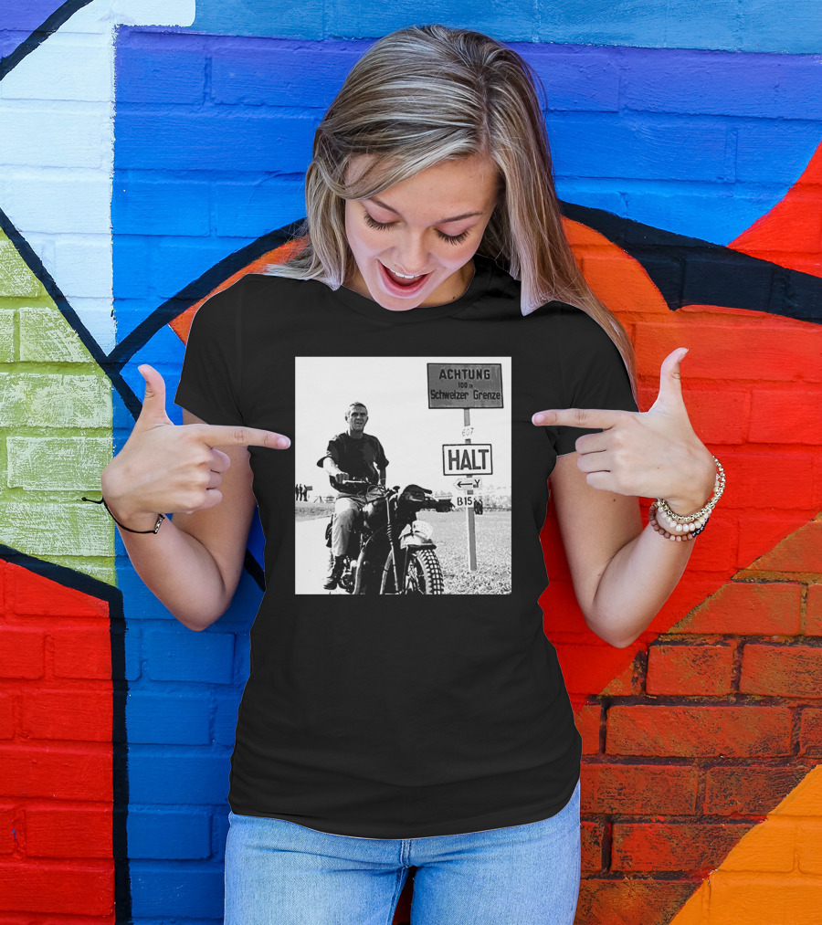 Mcqueen The Great Escape Achtung Halt Schweizer Grenze B15 T-Shirt