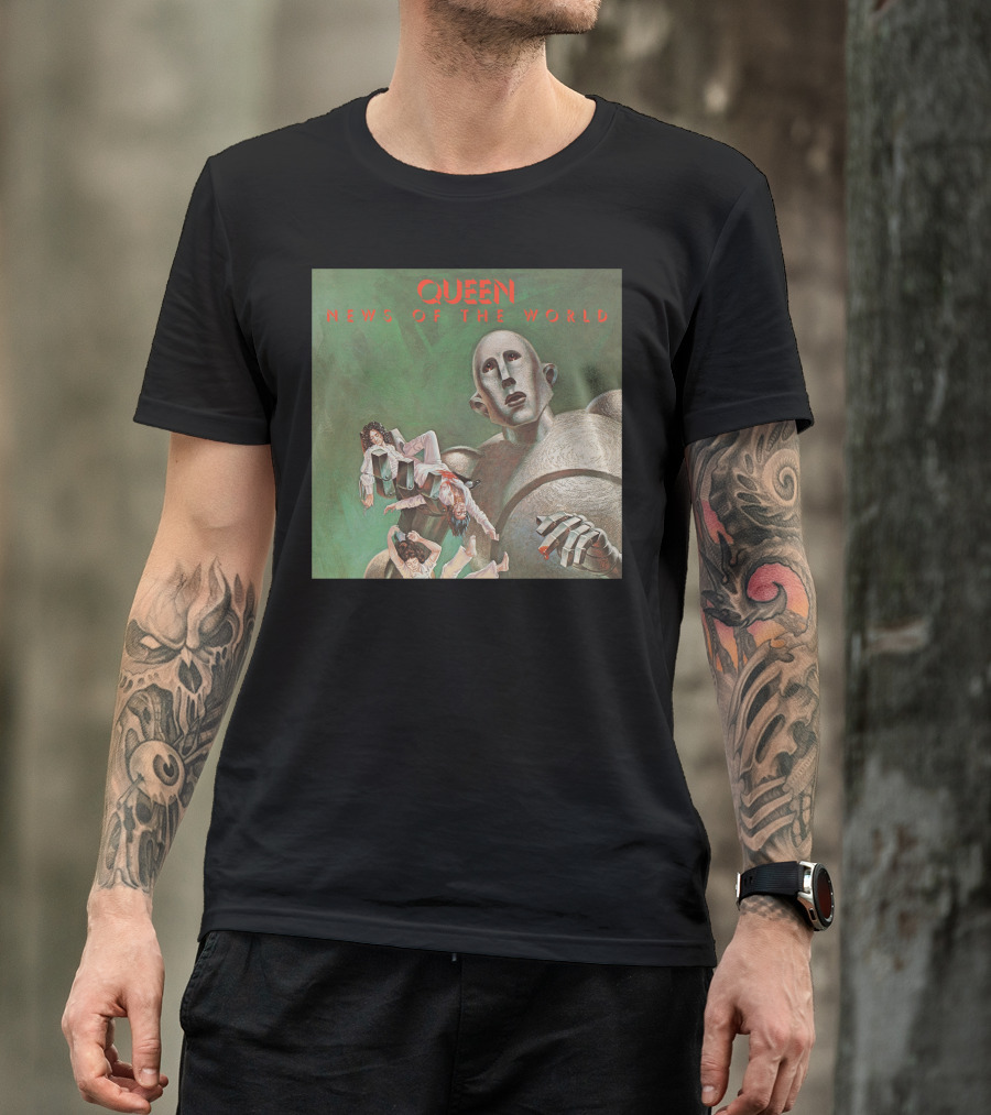 Queen News Of The World Album Cover Robot Holding Band Members T-Shirt
