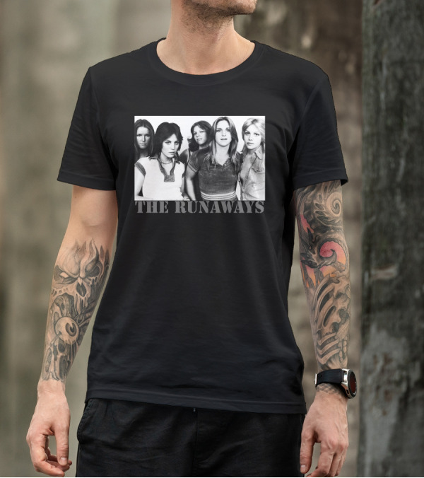 The Runaways Band Portrait Classic Rock Iconic Group Image T-Shirt