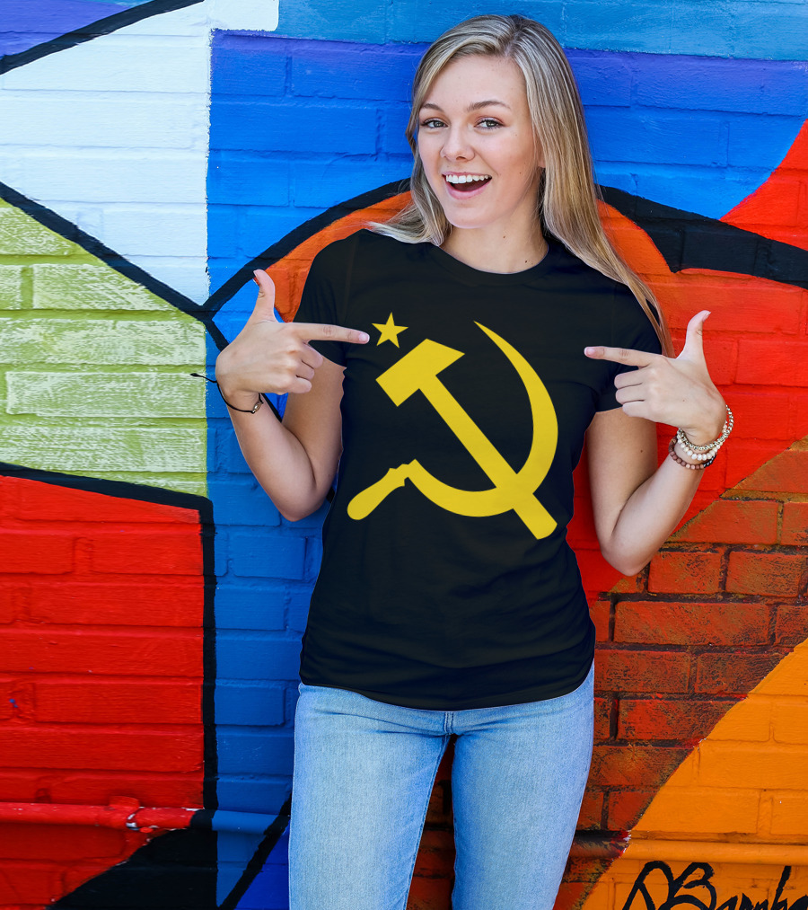 Communism Hammer Sickle Flag Symbol Yellow Soviet Emblem T-Shirt