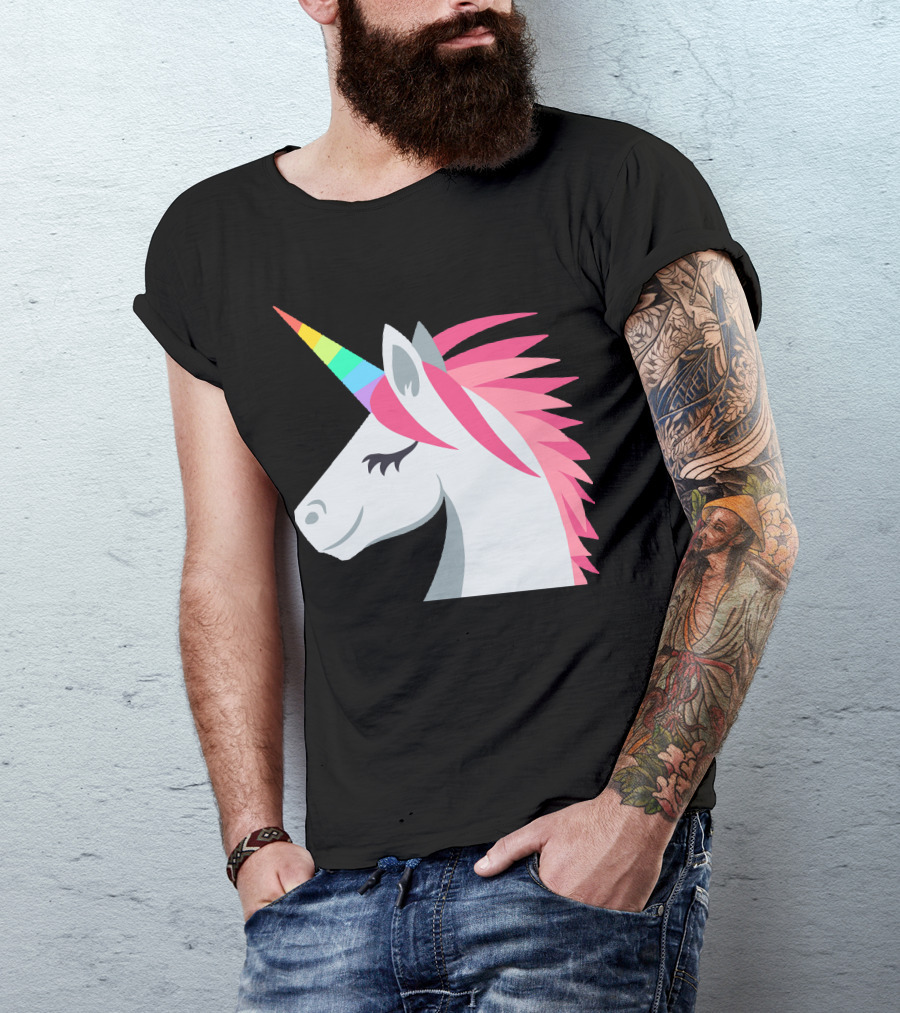 Cute Unicorns Head With Rainbow Horn And Pink Mane T-Shirt