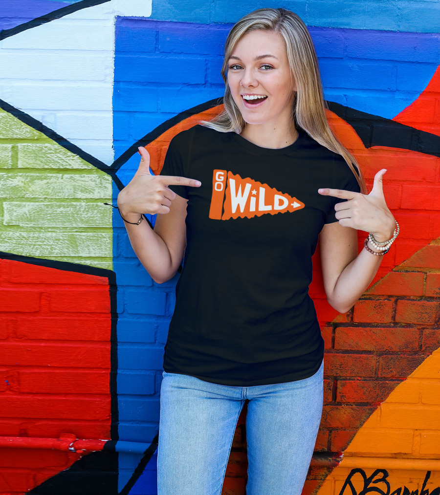 GO WILD Pennant Style Star Theme Retro Text T-Shirt