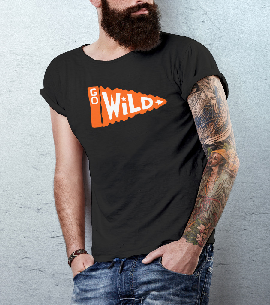 GO WILD Pennant Style Star Theme Retro Text T-Shirt