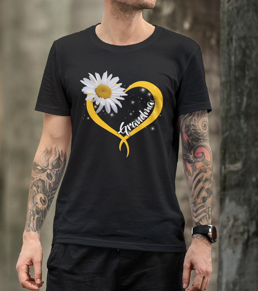 Grandma Daisy Heart Sparkle Flower T-Shirt