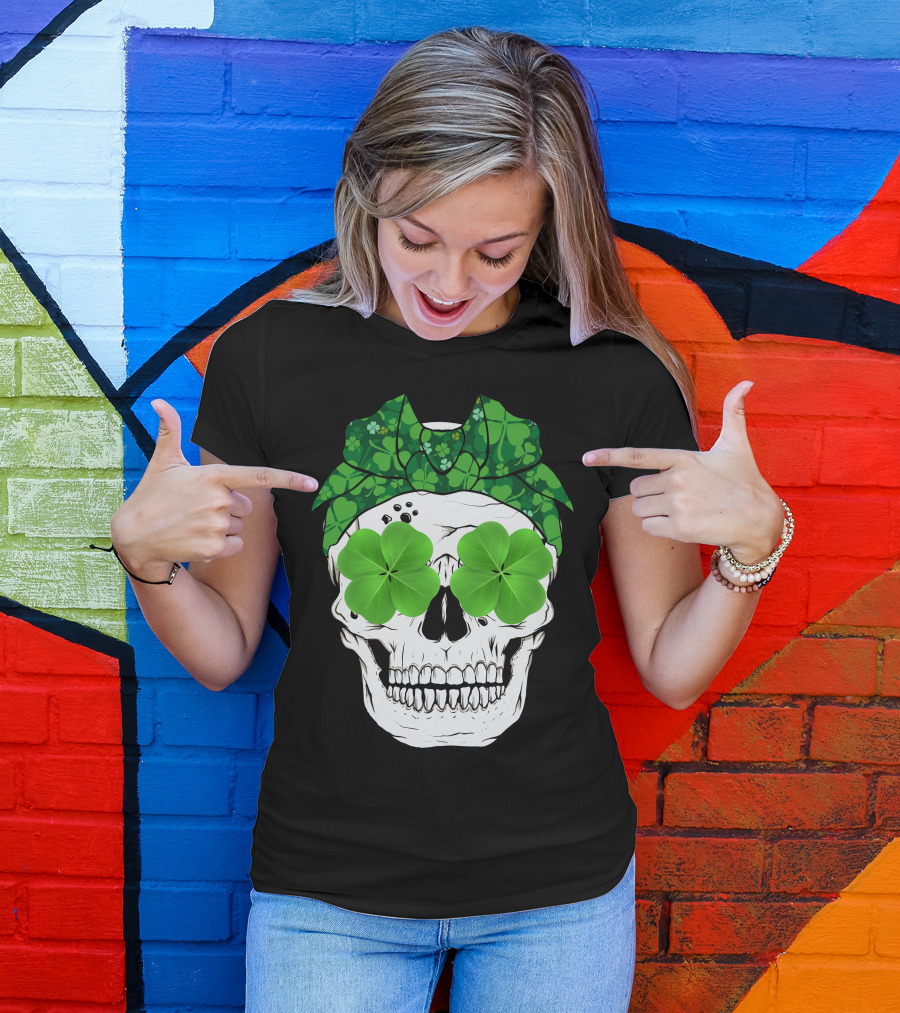 Skull Clover Shamrock Bow Tie T-Shirt