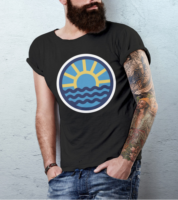 Sunset Over Ocean Waves Icon Circle T-Shirt
