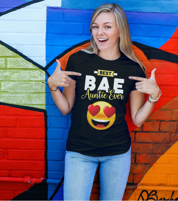BEST BAE Auntie Ever Heart Emoji T-Shirt