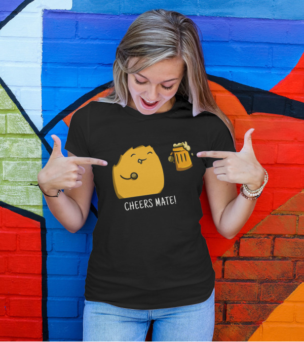 Cheers Mate Beer Mug Character T-Shirt