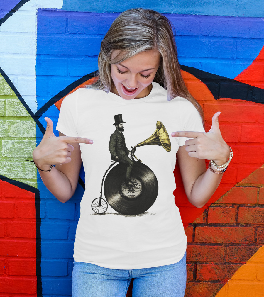 Clasic Music Man On Vintage Phonograph Bicycle With Top Hat And Vinyl Record Wheel T-Shirt