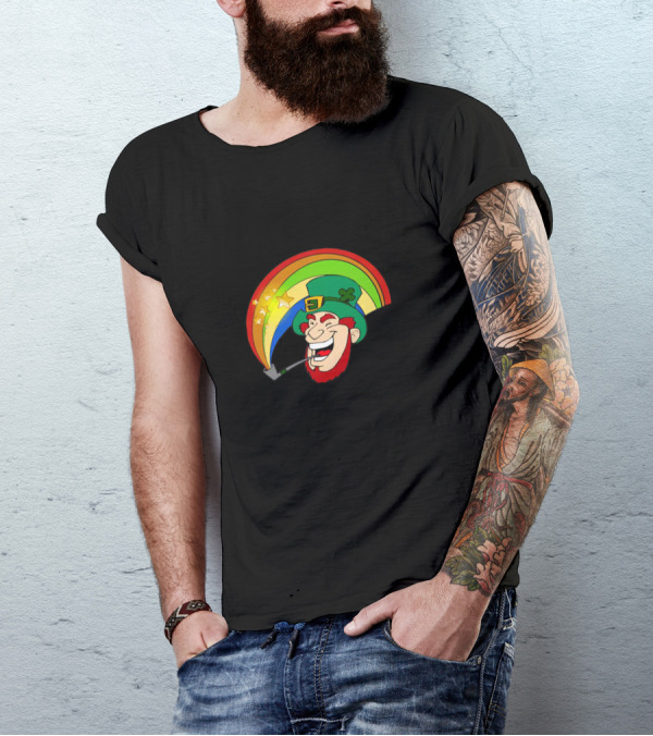 Leprechaun Rainbow Stars Pipe Green Hat T-Shirt