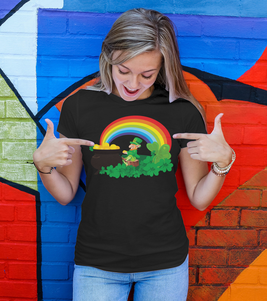 Lucky Leprechaun With Rainbow And Pot Of Gold T-Shirt