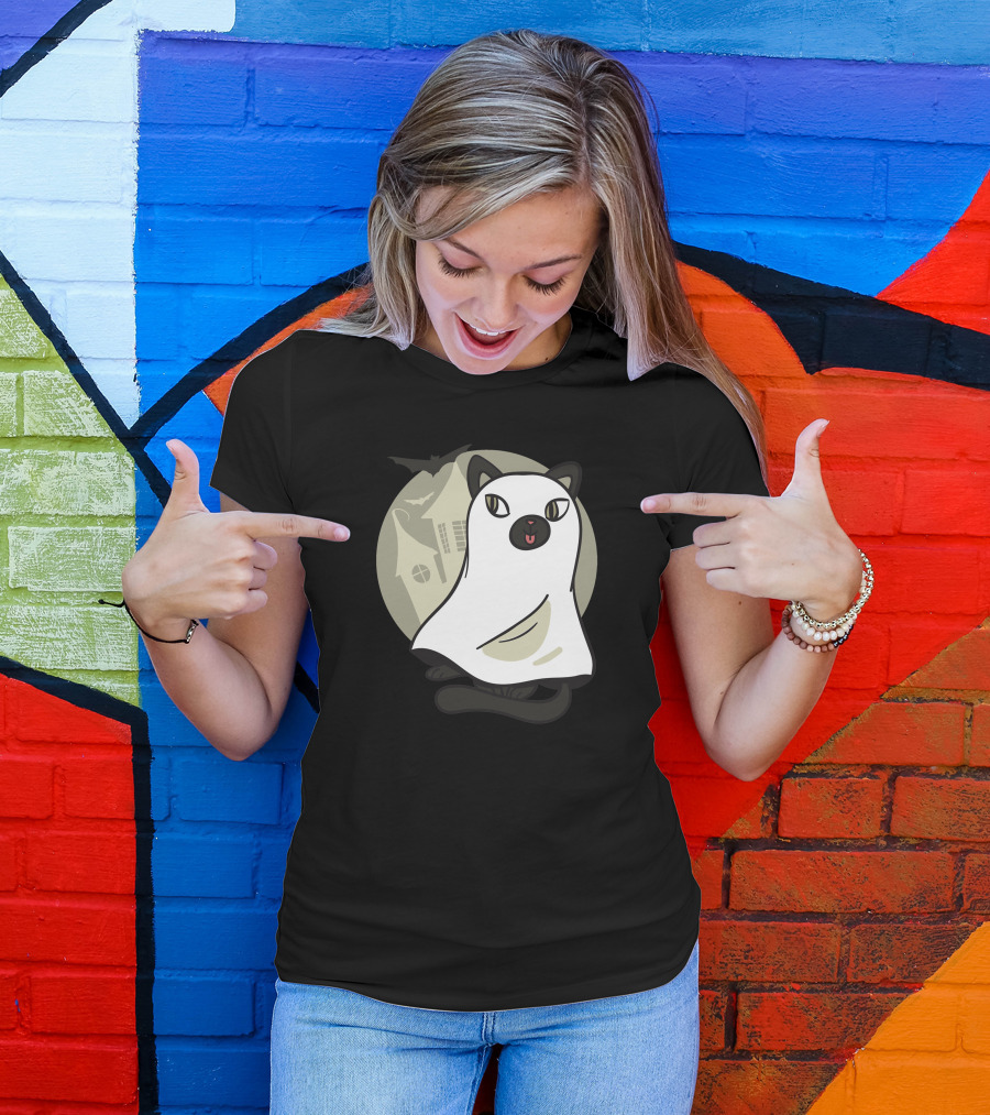 Haunted Cat Ghost In Front Of Spooky House With Bat T-Shirt