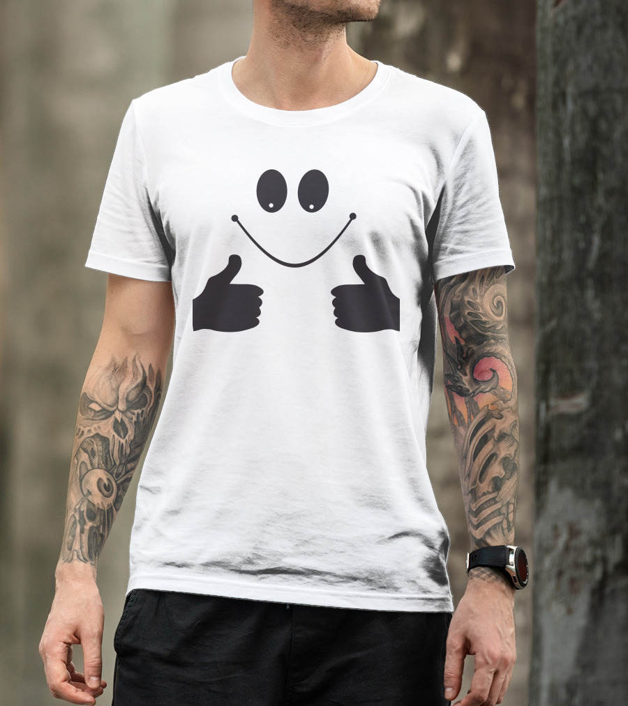 Smile Like Thumbs Up Smiley Face T-Shirt