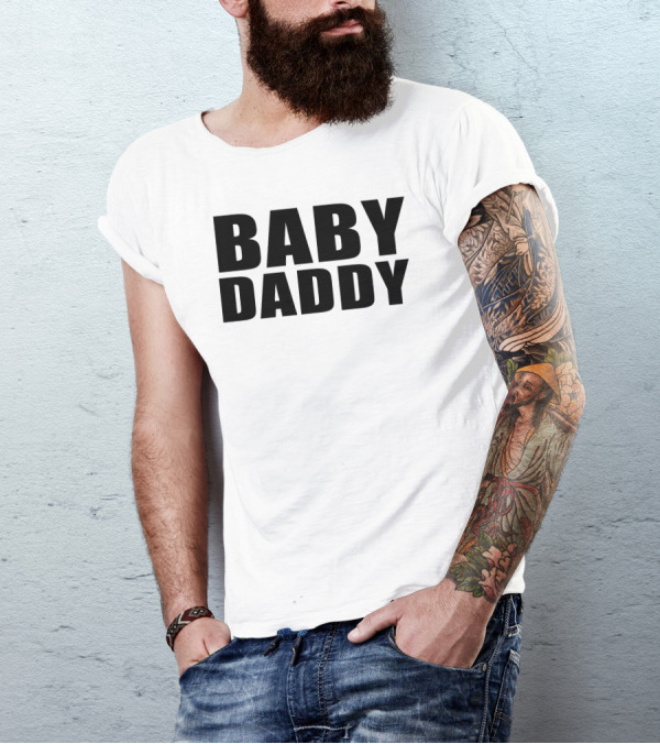 Baby Daddy Funny Daddy Father To Be Family Reunion T-Shirt