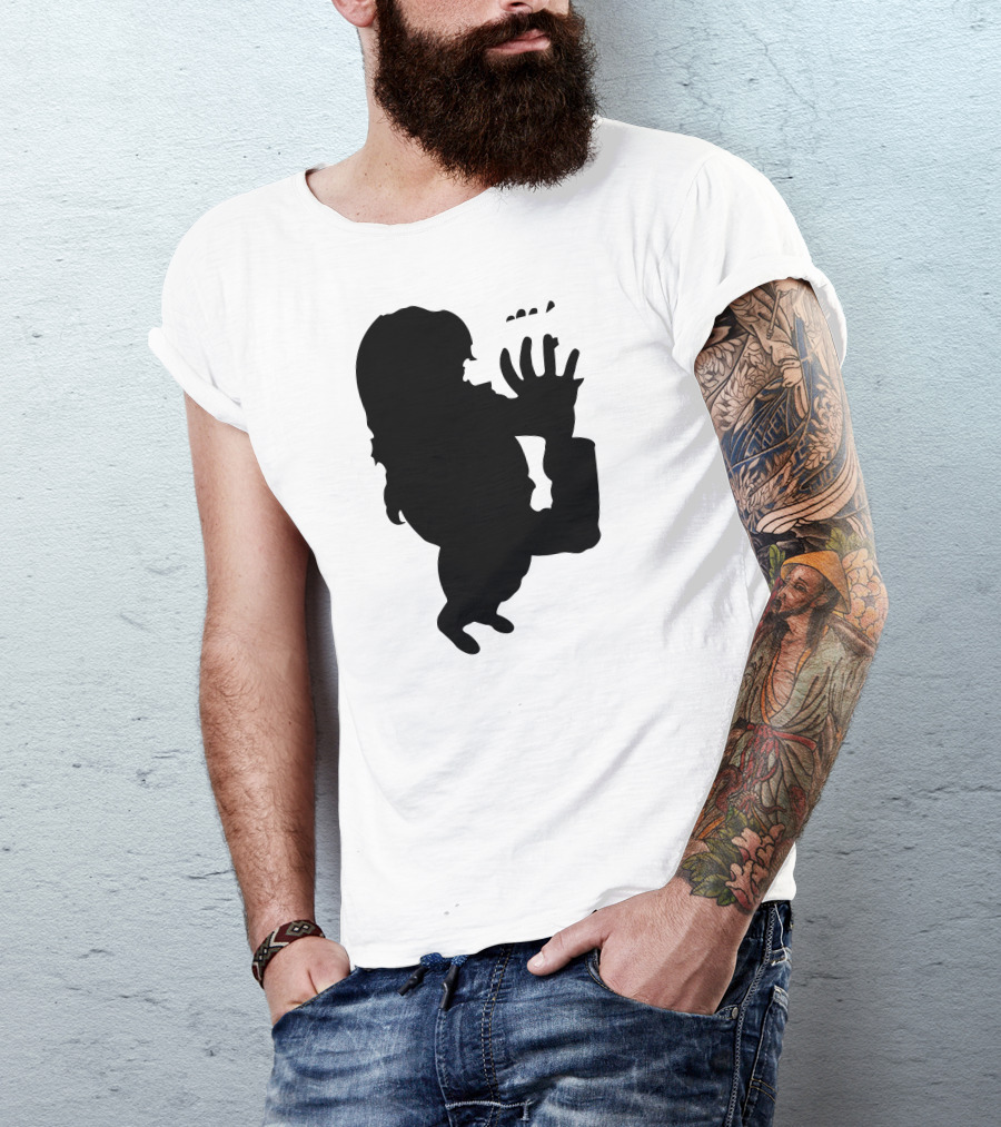 ICreep Bigfoot Silhouette Holding Binoculars T-Shirt
