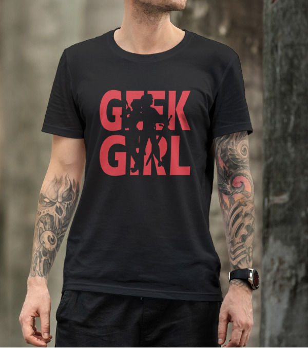 GEEK GIRL Silhouette Duo With Weapons T-Shirt