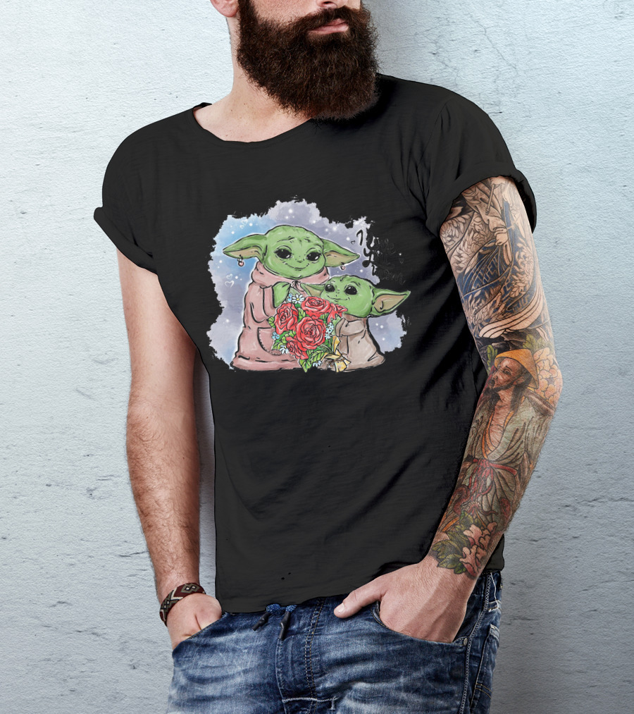 I Love You Mom Yoda Holding Flowers T-Shirt
