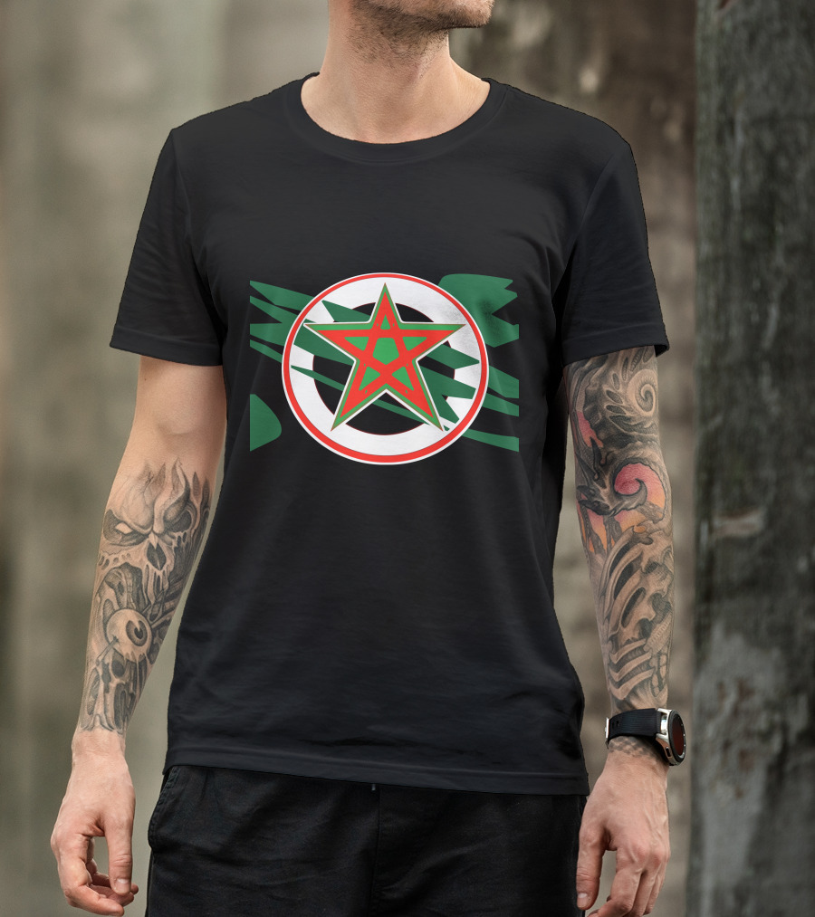 Moroccan Star Emblem With Red And Green Geometric T-Shirt