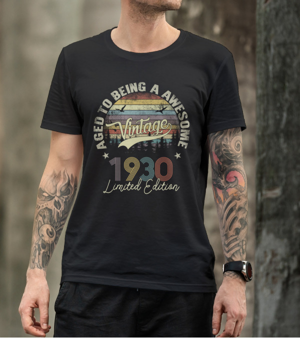 Aged To Being A Awesome Vintage 1930 T-Shirt