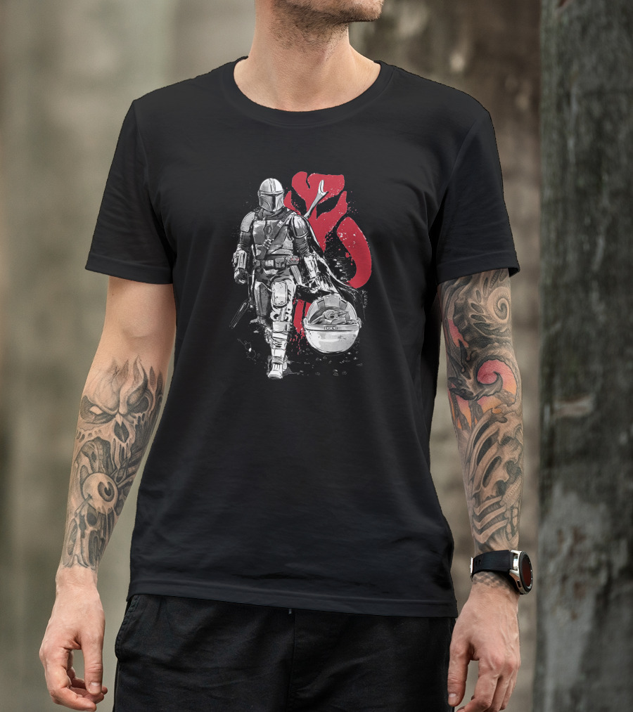 Mandalorian Warrior With Child And Mythosaur T-Shirt