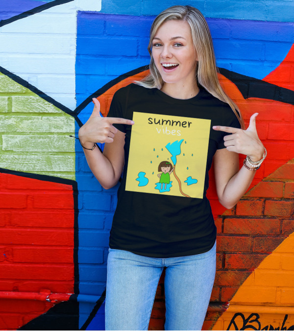 Summer Vibes Cute Girl With Water Splash Fun T-Shirt