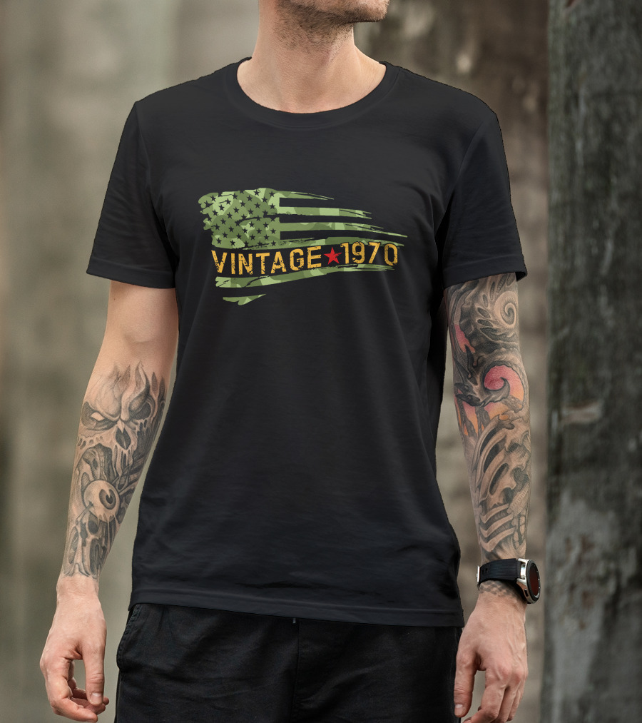 Vintage 1970 American Flag Camouflage T-Shirt