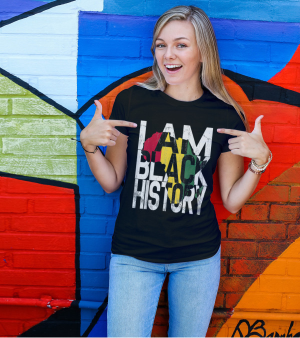 I Am Black History Africa Map Red Yellow Green African American Pride T-Shirt