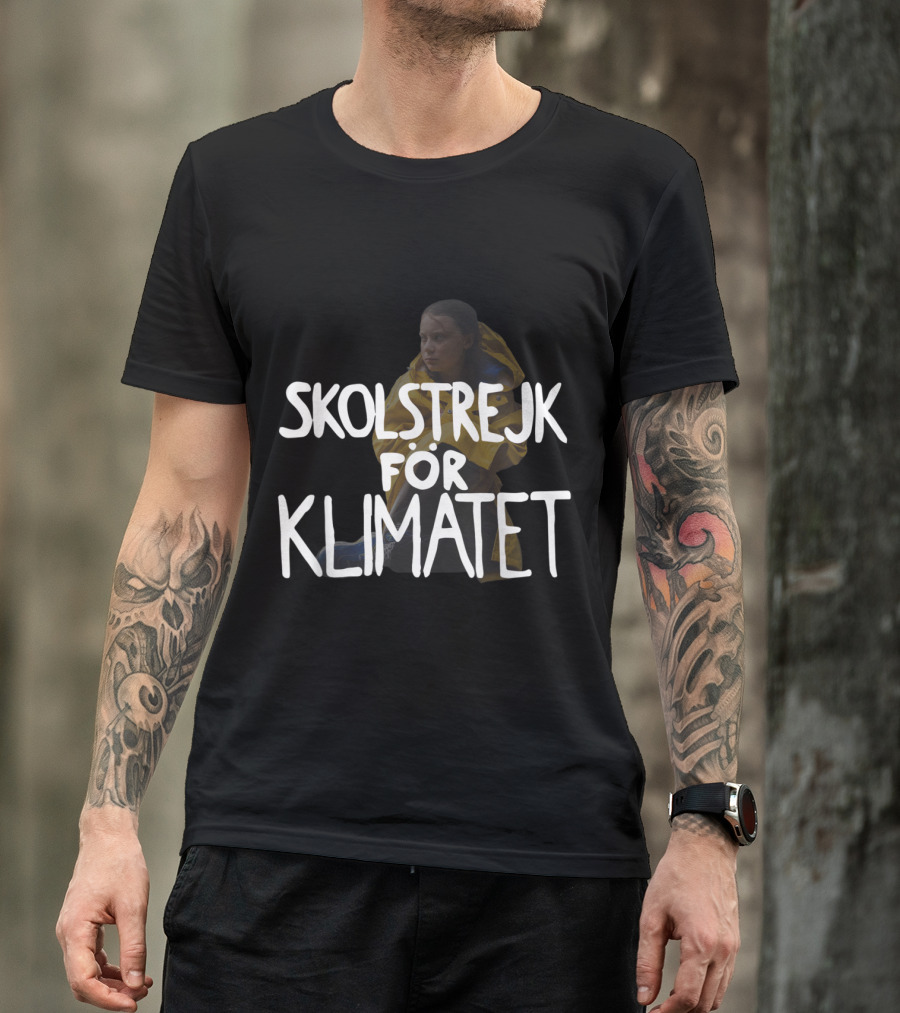 Skolstrejk För Klimatet Greta Thunberg Yellow Raincoat Climate Strike T-Shirt