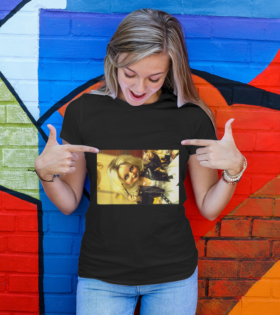 Bride Of Chucky Tiffany Makeup Scene Iconic Horror Character Image T-Shirt