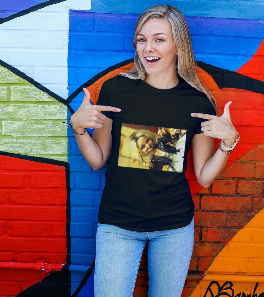 Bride Of Chucky Tiffany Makeup Scene Iconic Horror Character Image T-Shirt