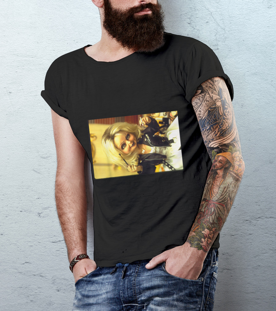 Bride Of Chucky Tiffany Makeup Scene Iconic Horror Character Image T-Shirt