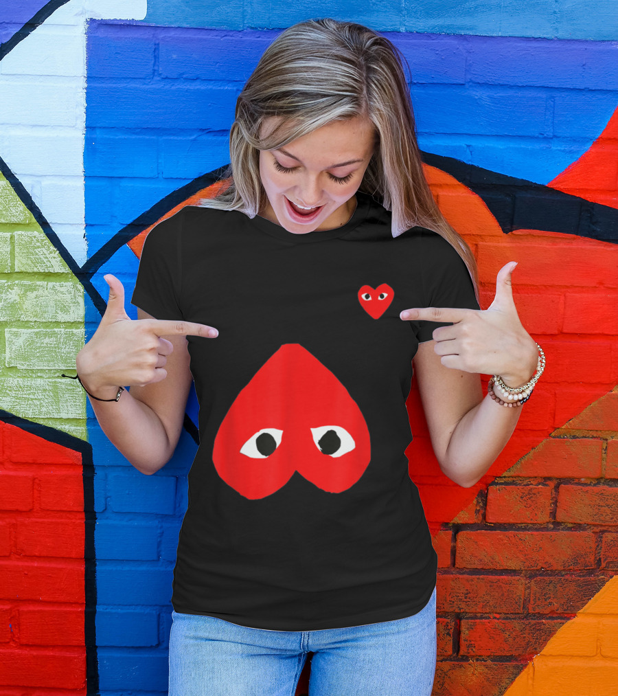 Comme Des Garçons Play Red Heart Eyes Pocket T-Shirt