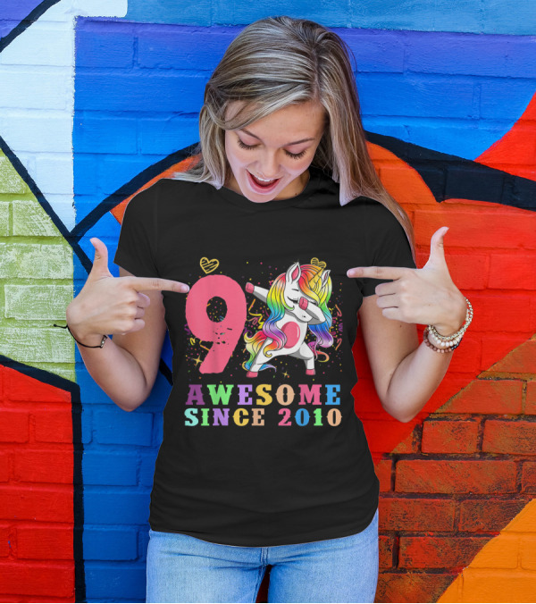 9 Awesome Since 2010 Unicorn Dabbing Girl Party T-Shirt