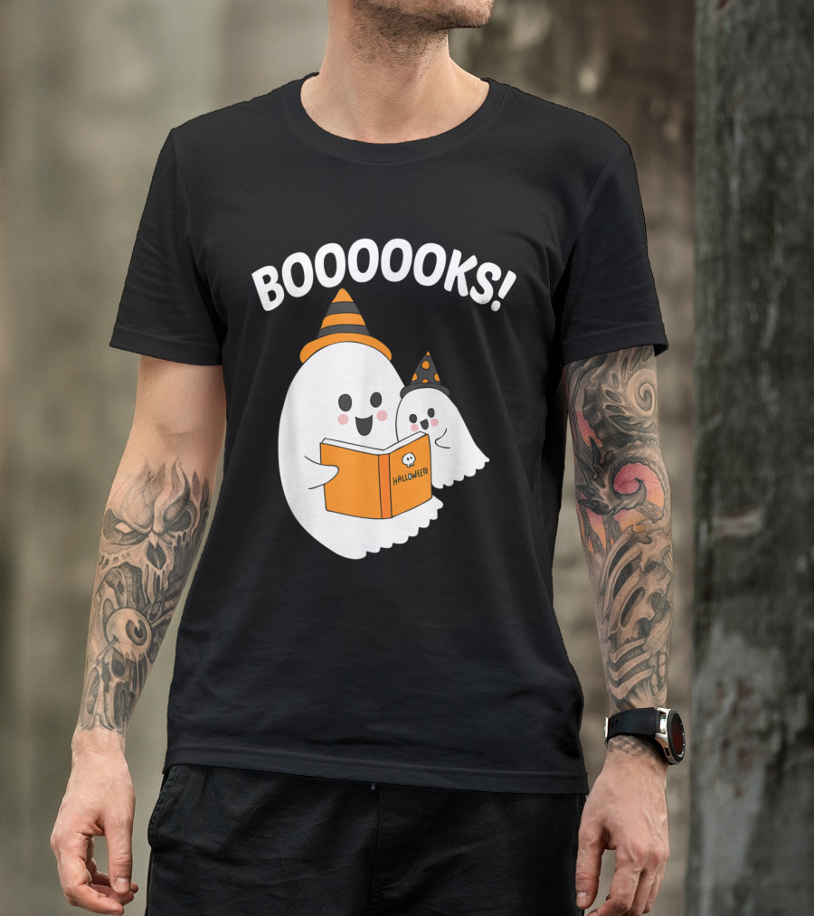 Halloween Ghost Booooooks Boo Read Books Funny Teacher T-Shirt
