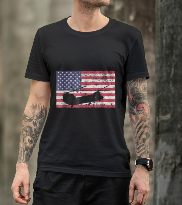 CH 47 Chinook Helicopter With American Flag Background Patriotic T-Shirt