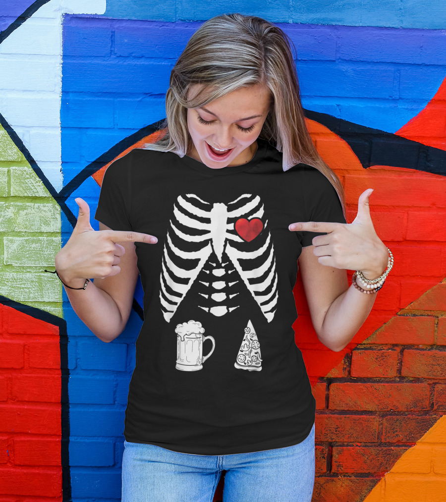 Skeleton Heart X Ray With Beer And Pizza Halloween Pregnancy T-Shirt