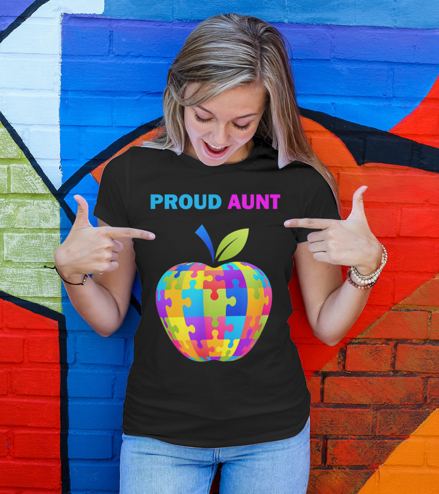 Proud Aunt Autism Awareness Puzzle Apple T-Shirt