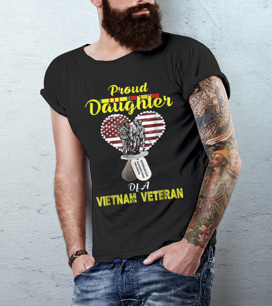 Proud Daughter Of A Vietnam Veteran Veterans Day American Flag Heart Dog Tags T-Shirt