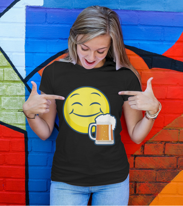 Emoji Yellow Face Beer Funny Drink Day Drinking Smiling Mug T-Shirt