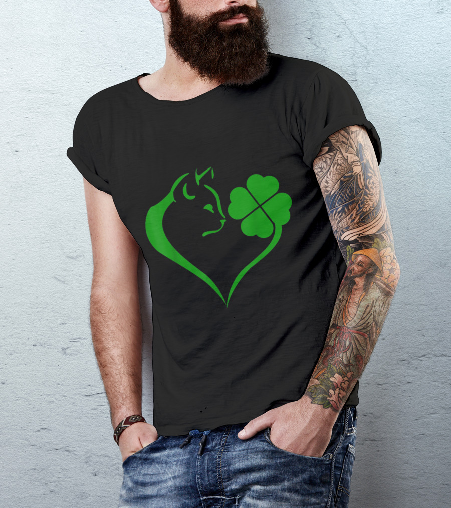 Cat And Shamrock Heart St Patrick's Day Cat Lover T-Shirt