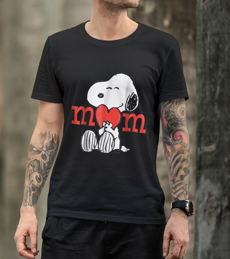 Peanuts Snoopy Mom Heart T-Shirt