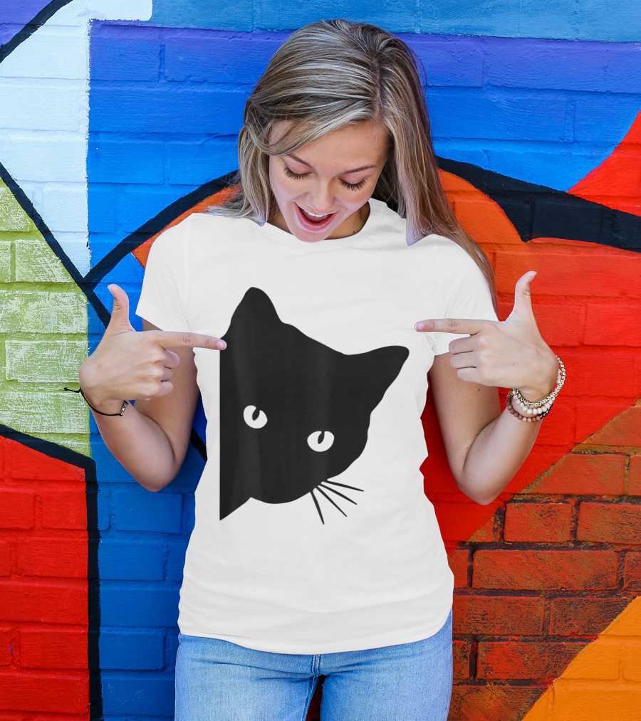 Black Cat Face Peeking Funny Halloween Cat Lovers T-Shirt