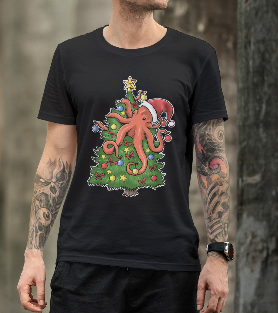 Christmas Octopus Squid Kraken Merry Christmas Tree Santa Hat T-Shirt