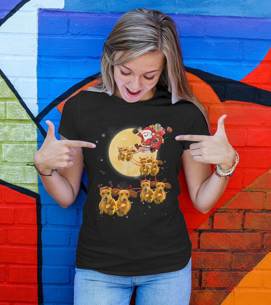 Santa's Reindeer Dachshund Sleigh Christmas Moon Magic T-Shirt