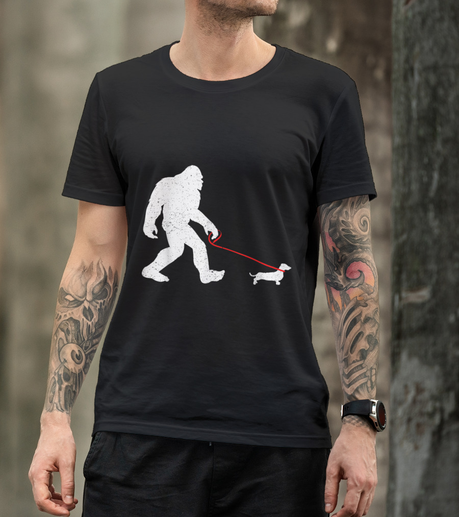 Funny Bigfoot Sasquatch Walking Dachshund Weiner Dog Vintage T-Shirt