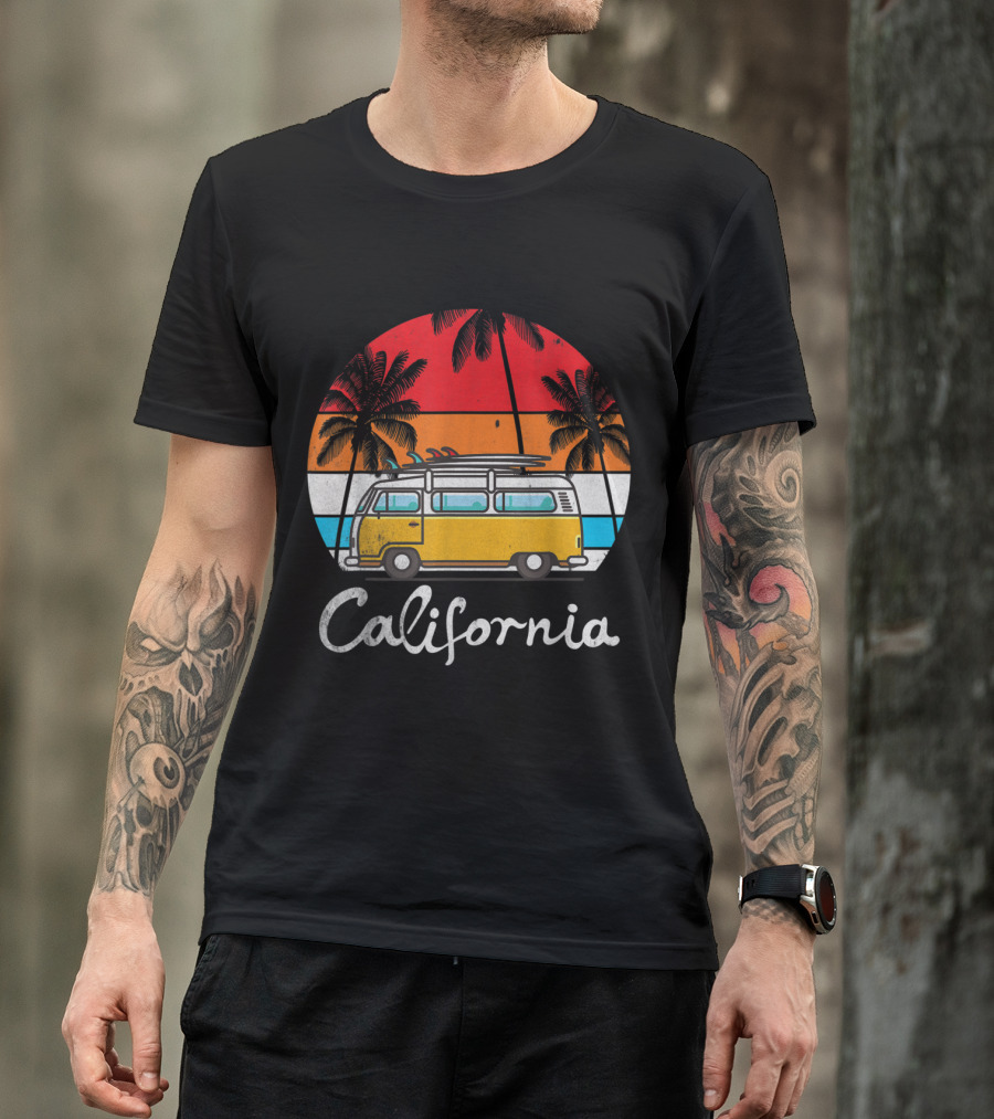 California Vintage Van Surf Sunset Scene T-Shirt
