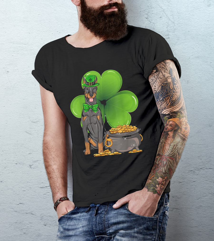 Doberman Pinscher St Patricks Day Leprechaun With Pot Of Gold And Clover T-Shirt