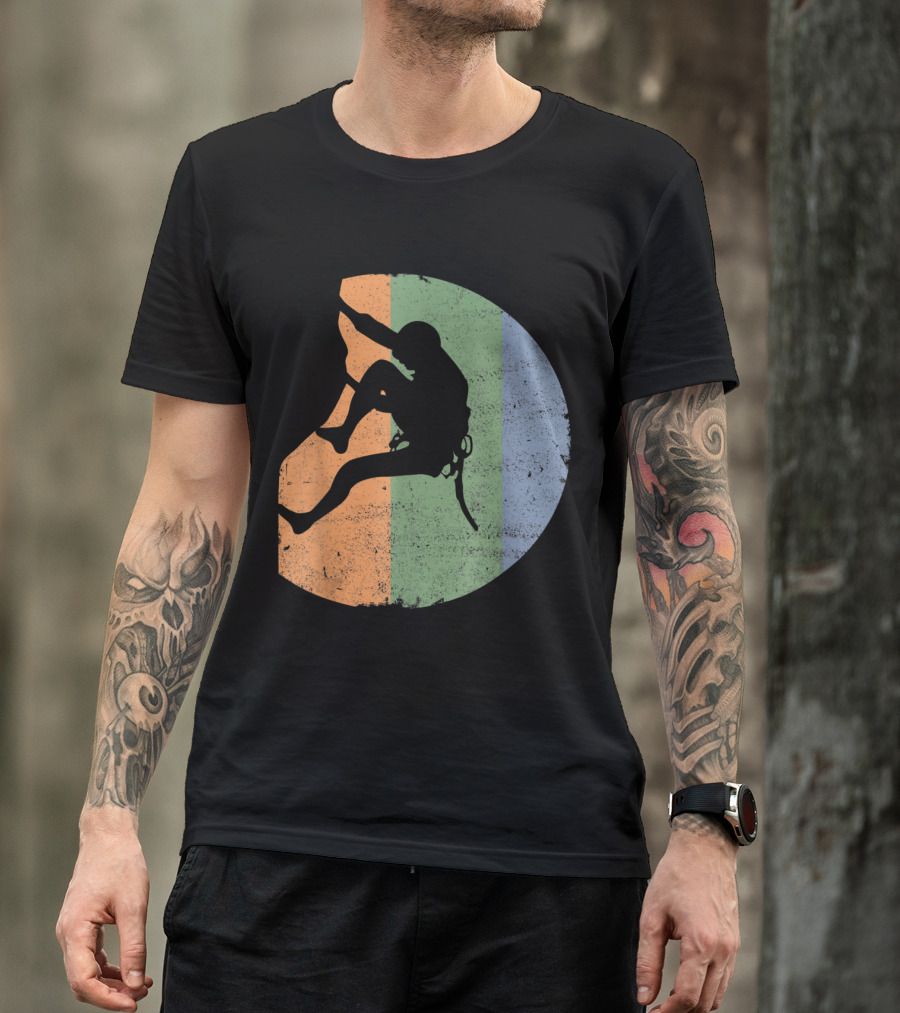 Rock Climbing Vintage Climber Outdoor Gear Silhouette Retro Stripes T-Shirt